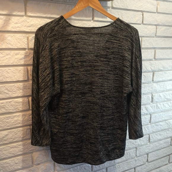 Wilfred 3/4 Sleeve V-Neck Shirt sz S - Picture 3 of 3